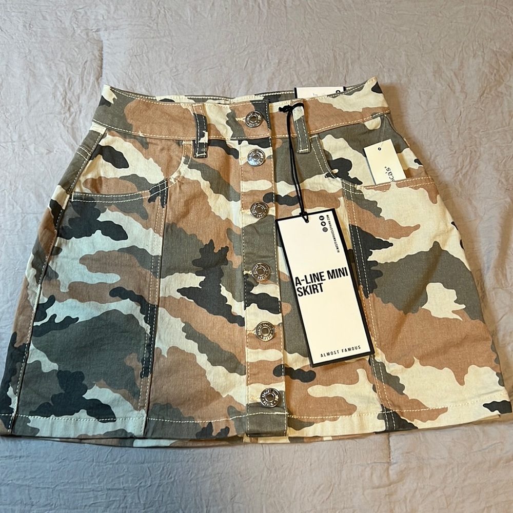 Francesca’s Mini Skirt
